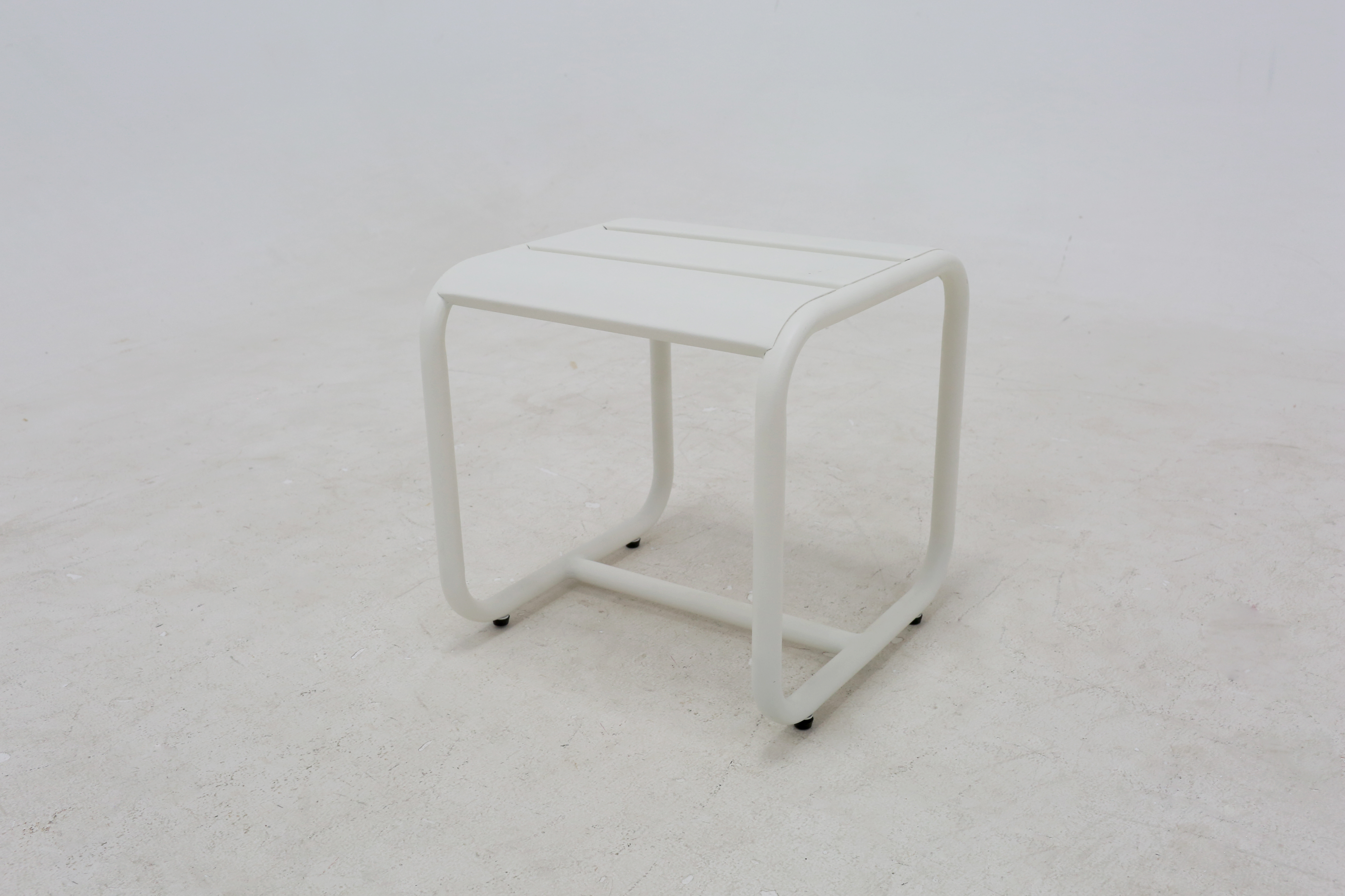 Metal stool